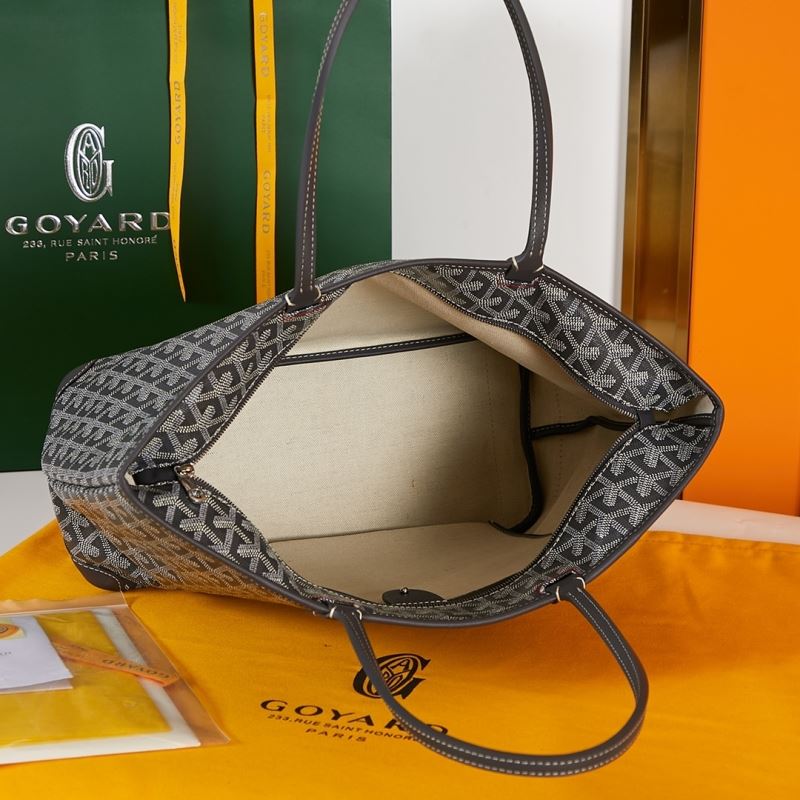 Goyard Shopping Bags